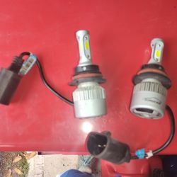 LED Head Light Bulbs Came Off A Ram 1500