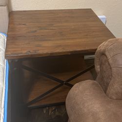 Side Tables 
