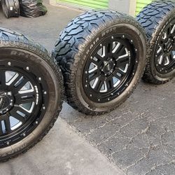 Rines 20 D 6 Hoyos Universal 33x12.50r20