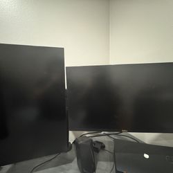 Dual Dell 1440P Monitors With Monitor Stand 