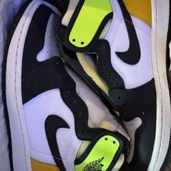 Jordan 1 Volt Gold