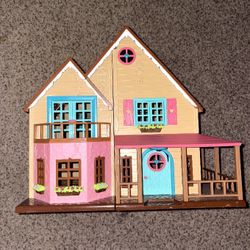 Doll House 