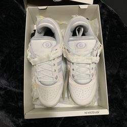 Bad Bunny Buckle Low Forum adidas forum sz 10 men shoes 