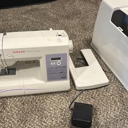 Singer Sewing Machine