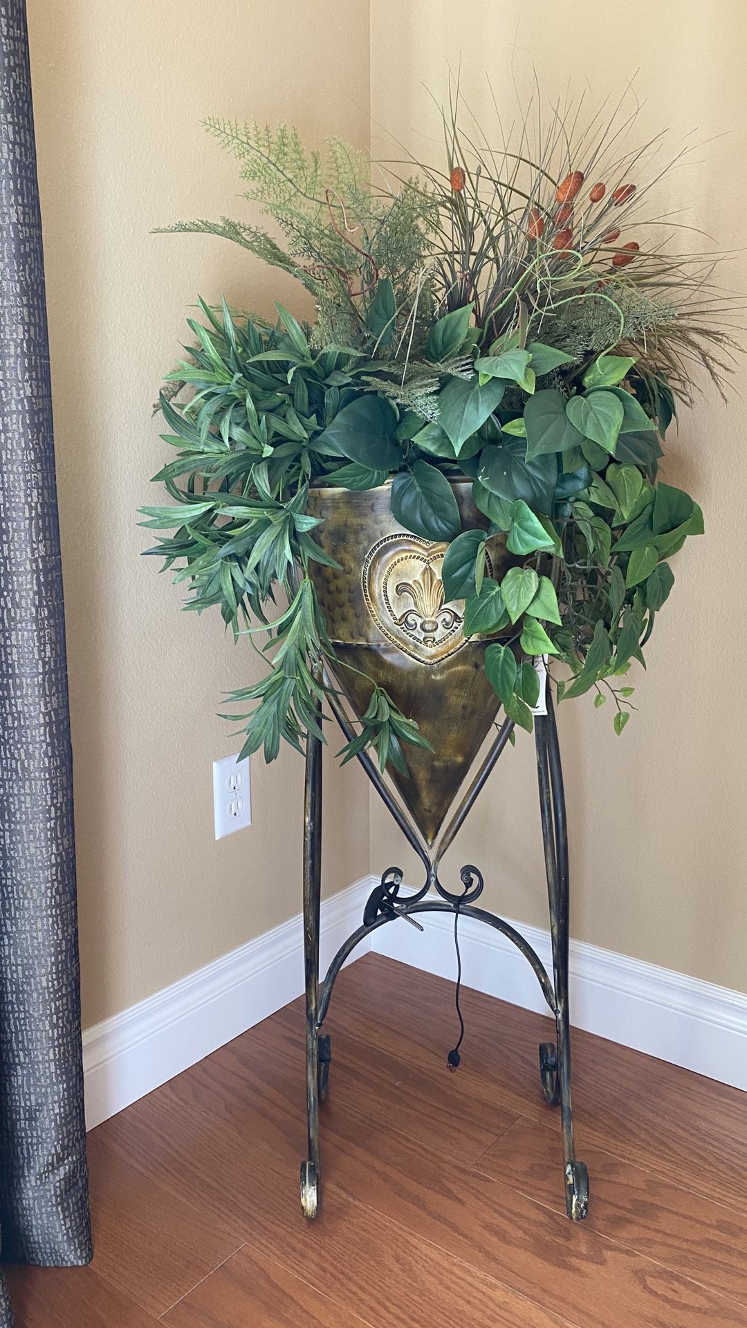 Plant Decoration Stand 