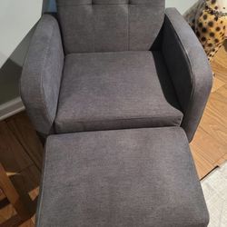 Arm Chair & Ottoman In Excellent Condition 