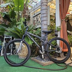 Pro xc Sepcialized Men's Bike