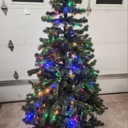 *** Pre-lite Christmas Tree- New