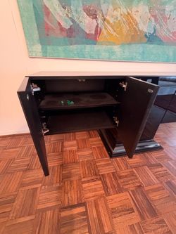 Credenza