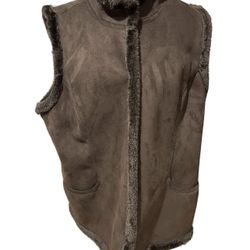 Denim & Company Woman's XL Faux Fur Lined & Trim Brown Suede Snap Front Vest w/Pockets