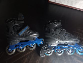 Unisex Adjustable Inline Skate ( Sizes 6-7.5)  Black/Blue