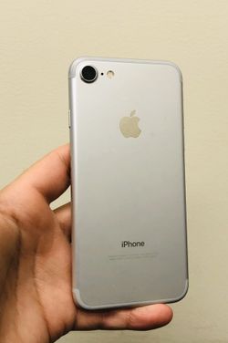 iPhone 7 32GB Factory Unlocked