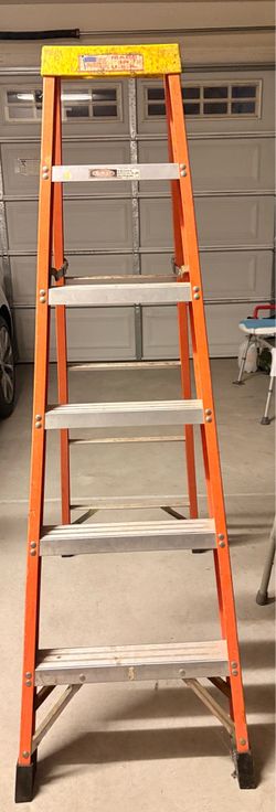 Red Hot Sell….6’ a frame ladder foldable great for home projects used but going cheap $50.00