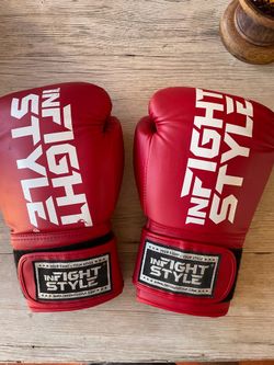 Muay Thai Gloves