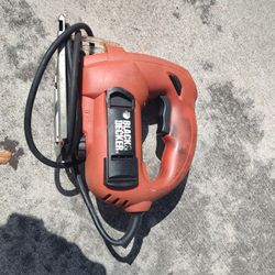 Black & Decker Jigsaw... $15 