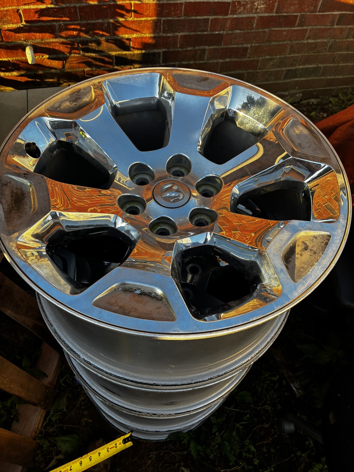 Set of Dodge Larmie Oem 21” Rims
