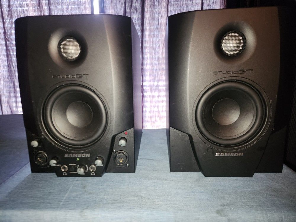 studio Monitor