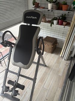 Innova Inversion Table