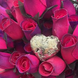 Pyrite Heart And 12 Roses Wood