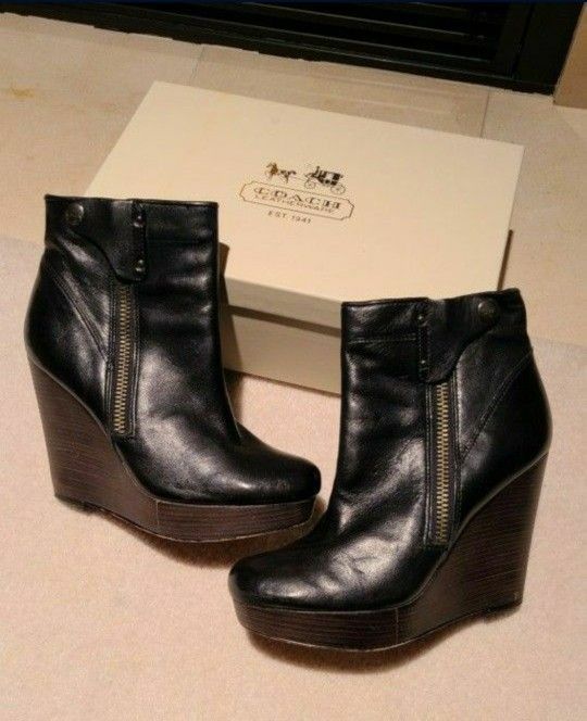 Designer COACH Leather Boots Size 7.5