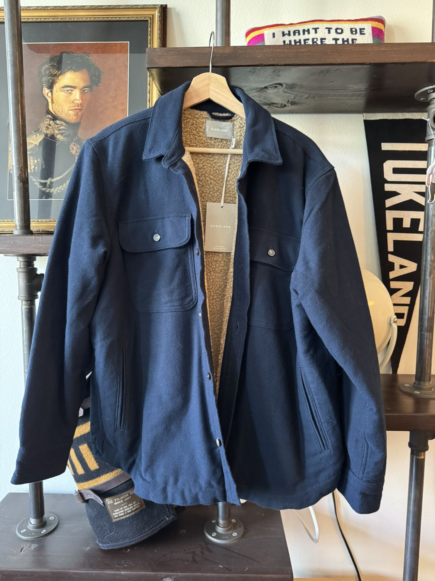 Men’s Jackets, Overshirts, Sherpas, Hoodies - Size Large