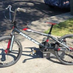 BMX 2013 Redline 20in Racing Bike