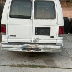 2002 Ford Econoline Runs And Drives Bill Of Sale Has Machines For Carpet Cleaning Commercial Everything Is There Has Low Miles 