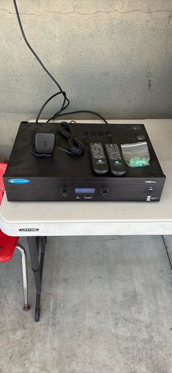 CROWN AMPLIFIER SATELLITE RADIO