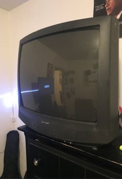 Sharp TV 35”
