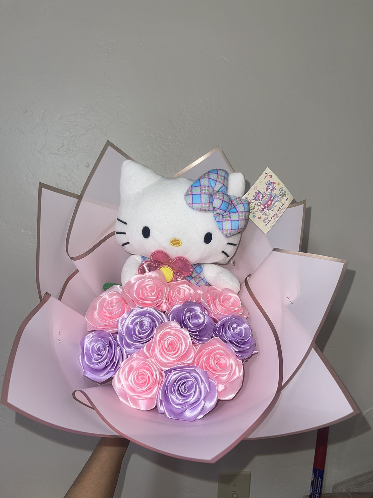 Hello Kitty Eternal Bouquet 