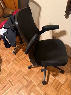 Office desk chair