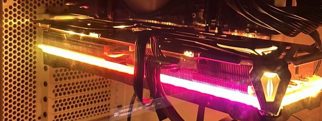 PowerColor AMD RX 7900 GRE Red Devil 16GB  RGB