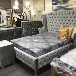 Contemporary Grey Velvet 5PC Bedroom Set