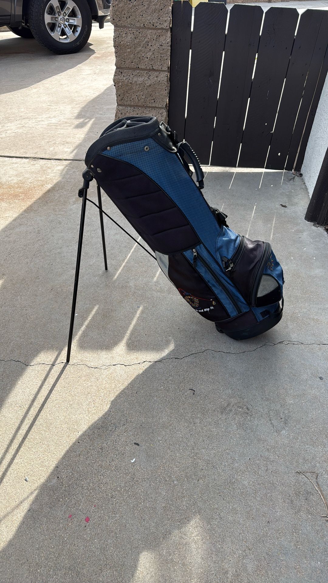 John Daly Grip It And Rip It Golf Bag