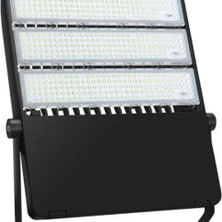 LEDMO 300W Flood Lights Outdoor, High Power Stadium Lights,1500W Equivalent BRAND NEW TESTED.  Retail $169