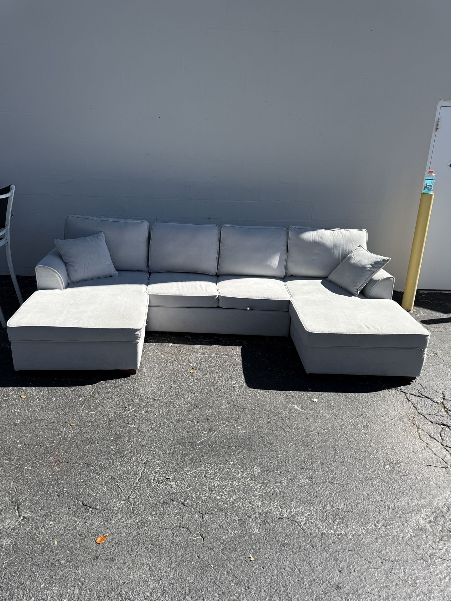 L-Shape Sectional Under $350>  Take A Look 👀 🛋️ 