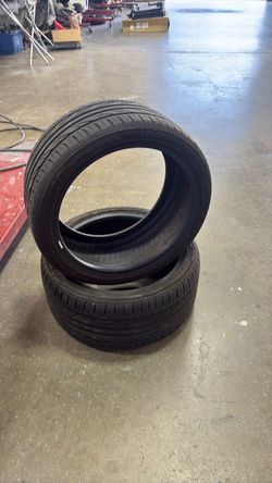 Set of 2 Used  Tires like new