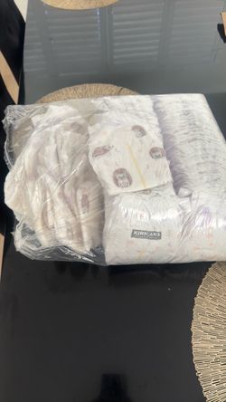 Kirkland Baby Diapers Bulk Pack