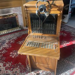 Antique Kellogg Oak Telephone Operator Switchboard, Beautiful condition