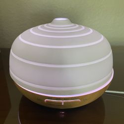 Oil Diffuser - BeBalanced By Party lite Ultrasonic Oil Diffuser(Color Changing) Great For Spa Or Home