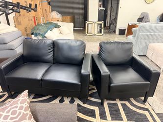 New Loveseat and Chair… Free Delivery 🚚!