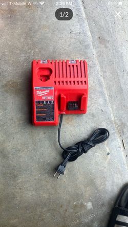 Milwaukee m18/m12 battery charger