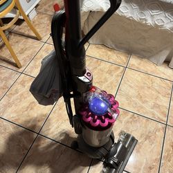 Vacuum Dyson 