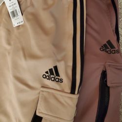 Adidas Size LARGE 