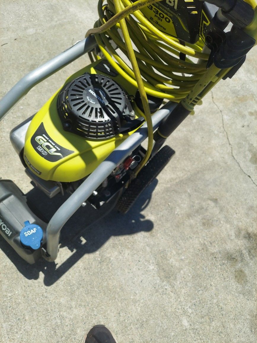 Ryobi 3300 Psi Pressure Washer $100