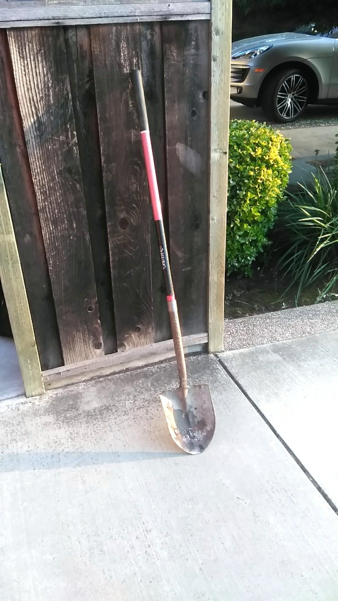 Husky" Super Socket, Power Step Shovel.