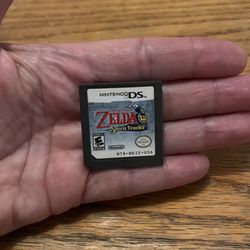 Nintendo DS The Legend Of Zelda Spirit Tracks In Excellent Condition 