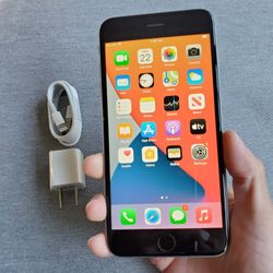 iPhone 6s Plus - UNLOCKED - Like New 