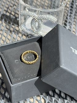 CH@NEL ring with affordable price !!!