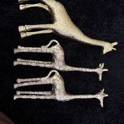 Giraffe Decor, Statues